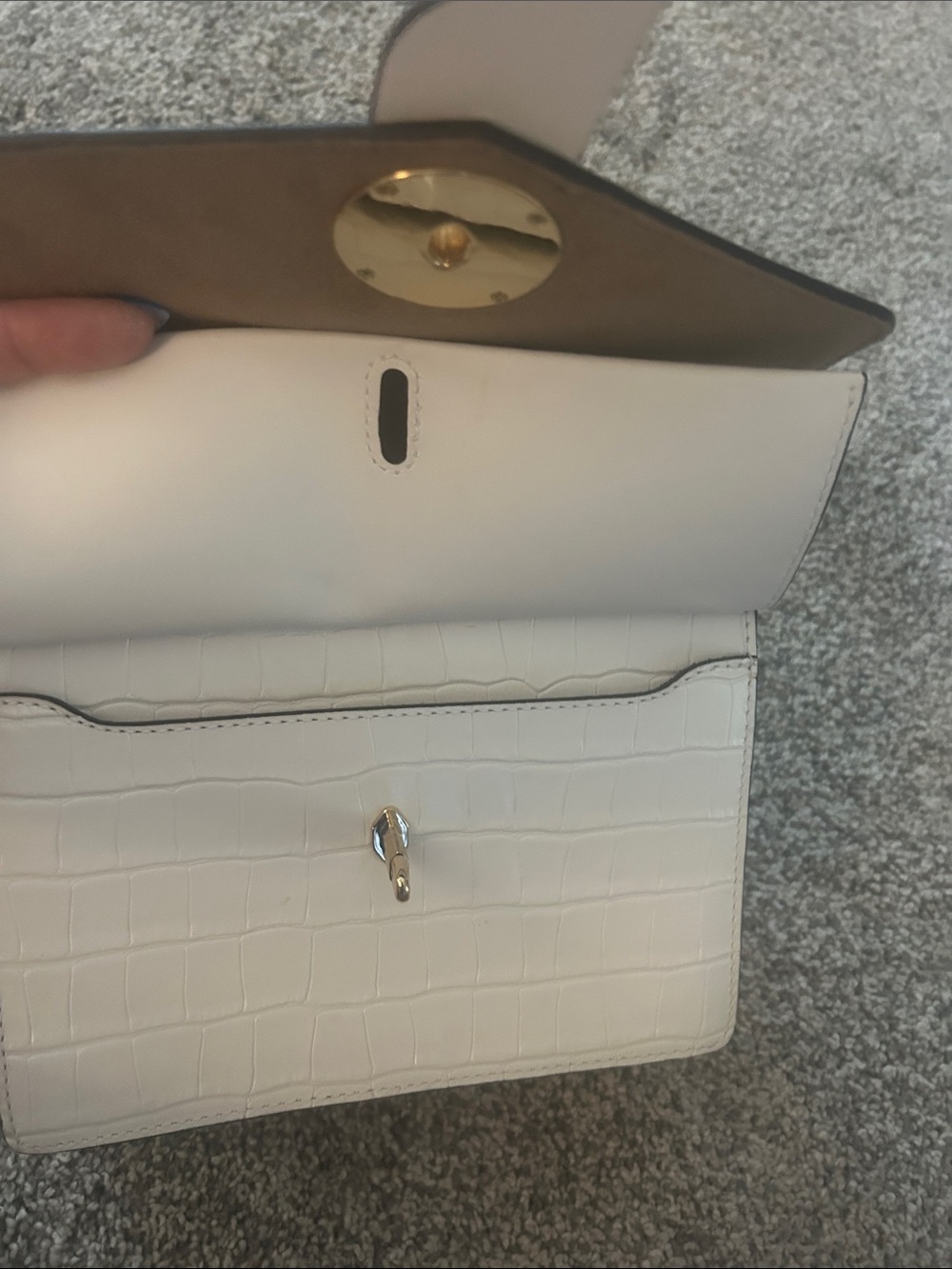 Michael Kors White Croc-Embossed Leather Chain Strap Shoulder Bag - Picture 4 of 5